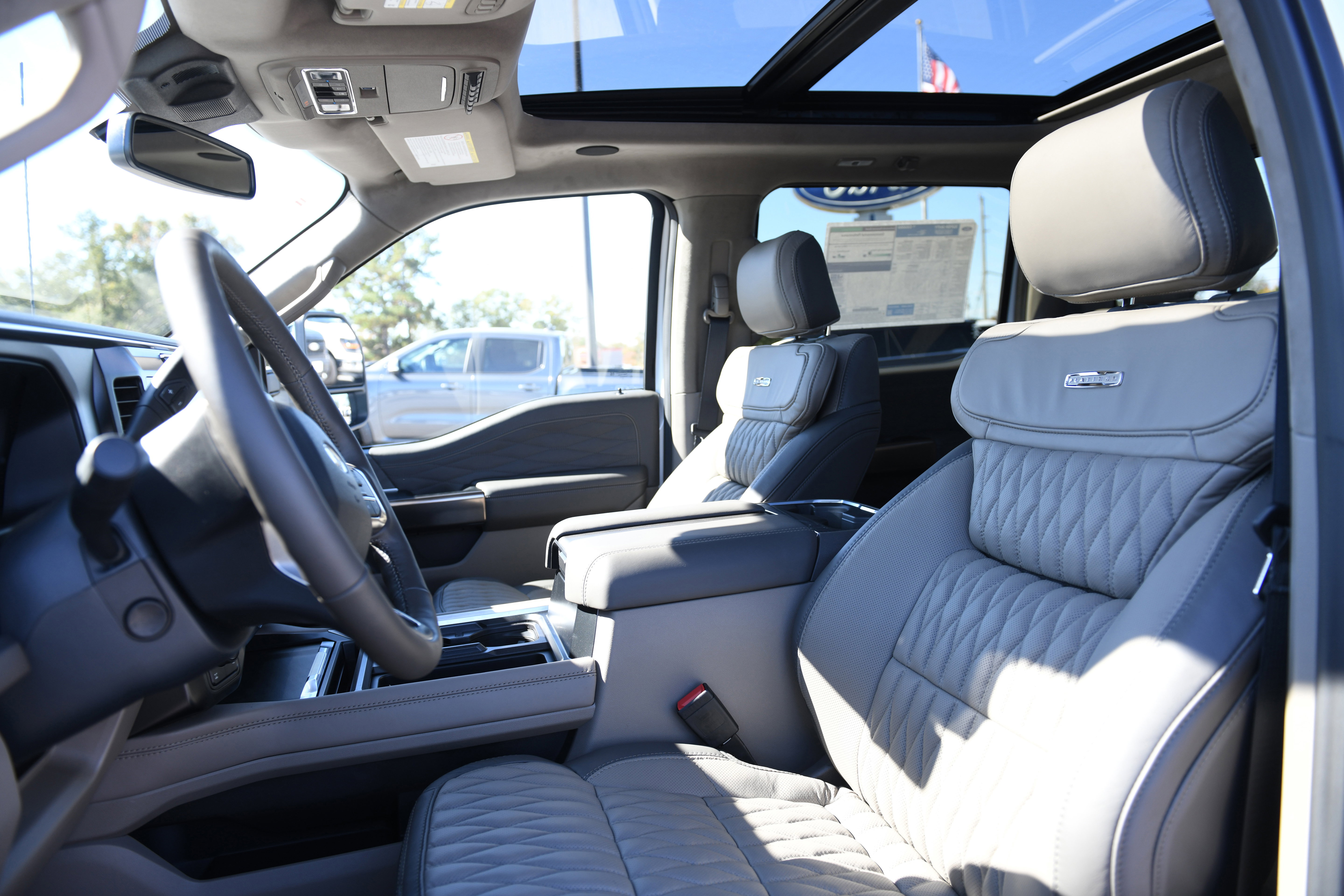 New 2026 Ford F250 Platinum w/ Platinum Plus Package image 29