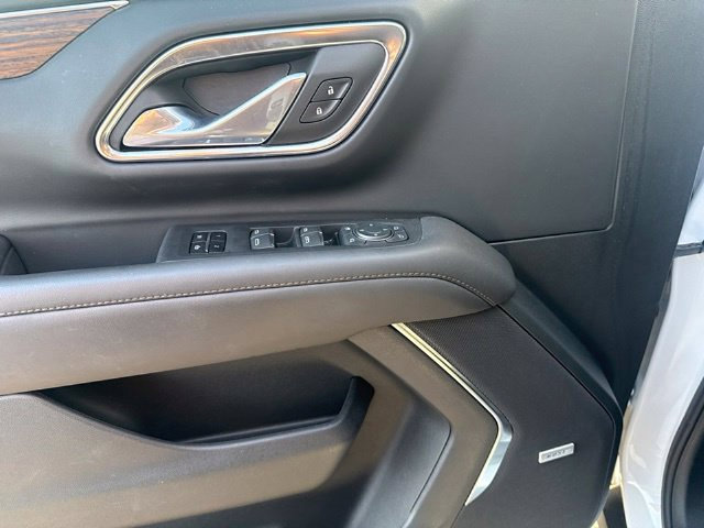 Used 2024 Chevrolet Tahoe High Country w/ Advanced Technology Package AWD/4WD image 13