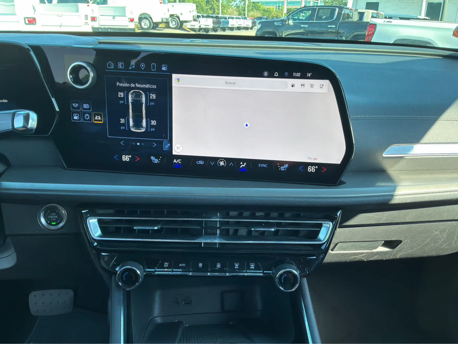 Used 2024 Chevrolet Traverse LT AWD/4WD image 13