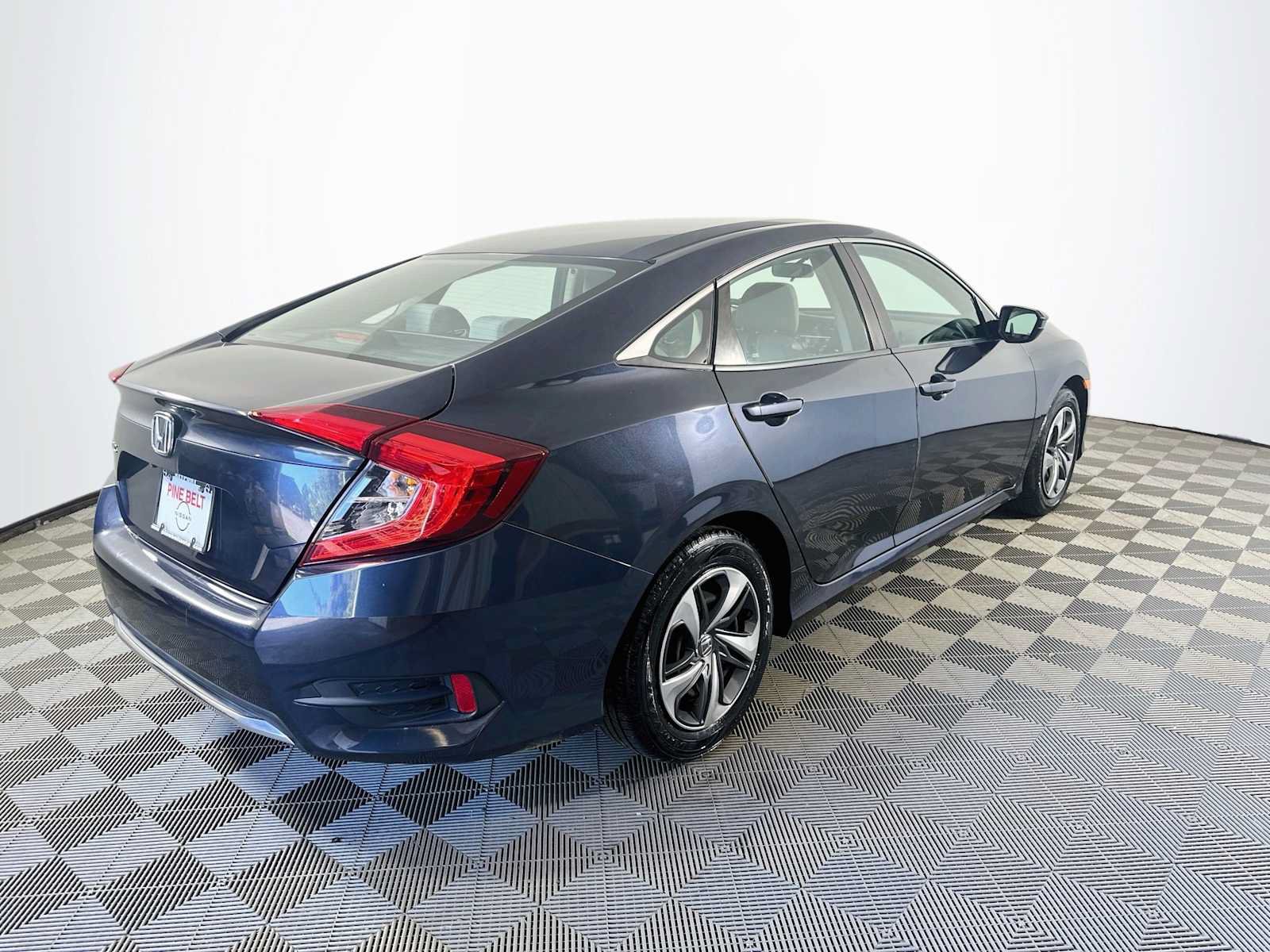 Used 2019 Honda Civic LX image 4