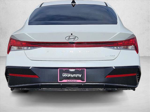 New 2026 Hyundai Elantra Limited image 8