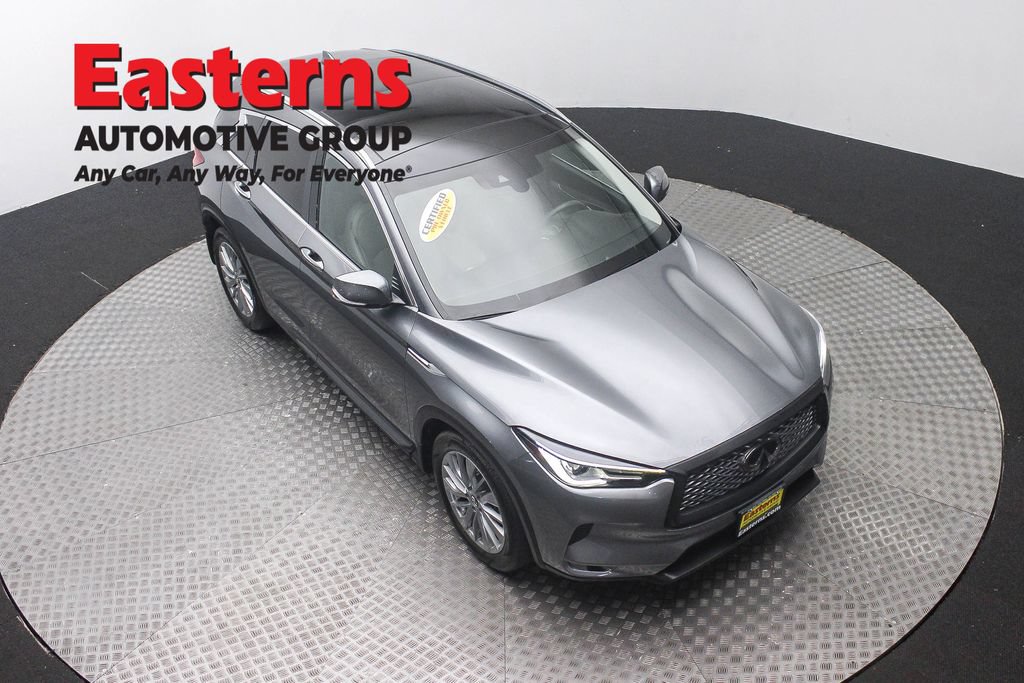 Used 2023 INFINITI QX50 Luxe AWD/4WD image 3