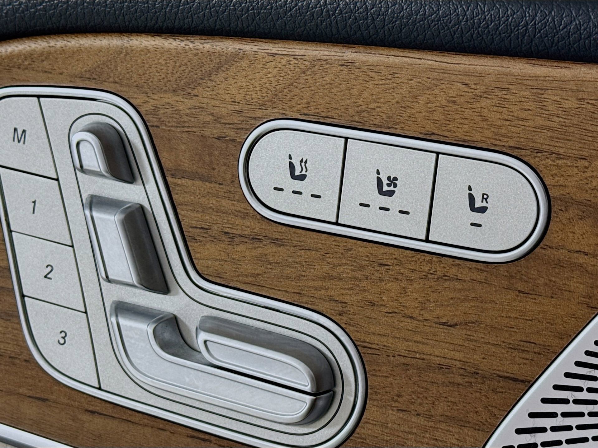 Certified 2021 Mercedes-Benz GLE 350 image 22