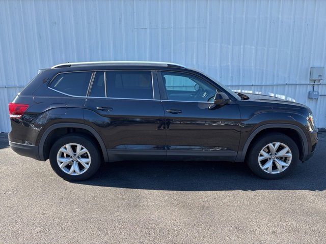 Used 2019 Volkswagen Atlas S w/ Towing Package image 2
