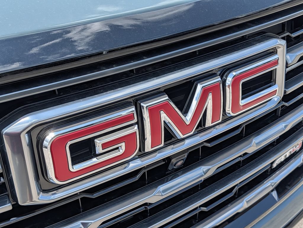 New 2026 GMC Yukon XL AT4 w/ AT4 Premium Plus Package AWD/4WD image 37