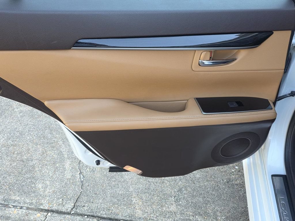 Used 2017 Lexus ES 350 FWD image 29