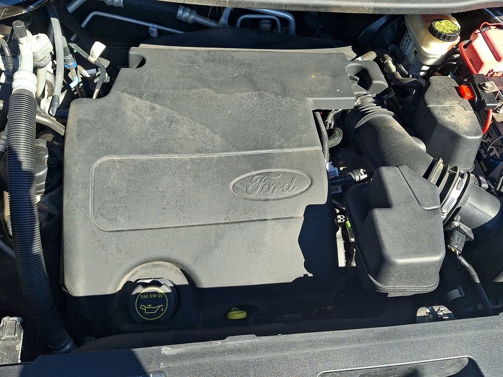 Used 2015 Ford Explorer XLT w/ Equipment Group 202B image 28