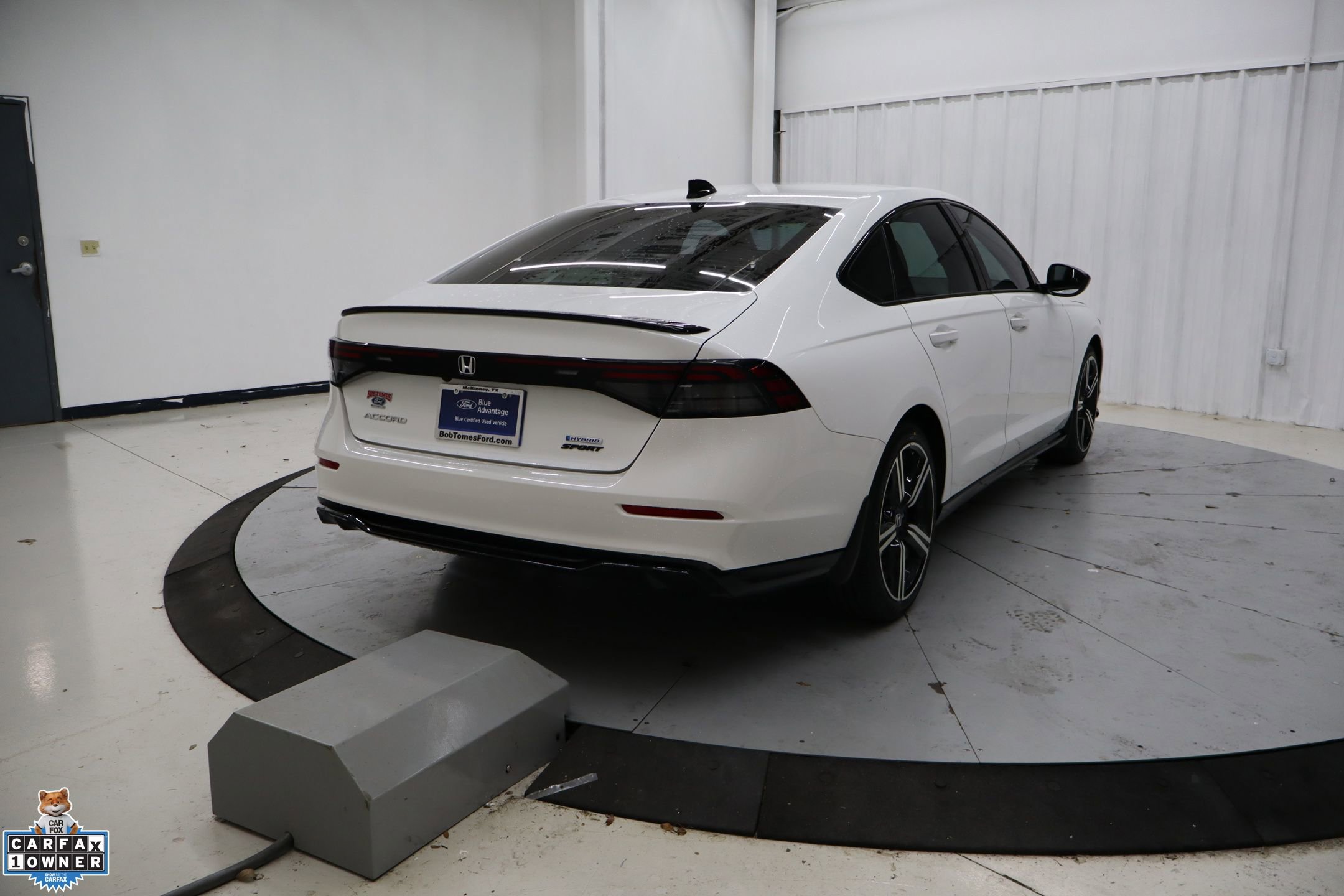 Used 2024 Honda Accord Sport image 4