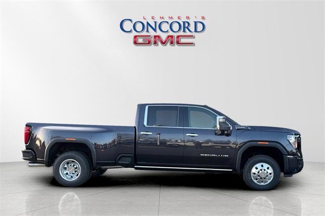 New 2026 GMC Sierra 3500 Denali Ultimate video 3