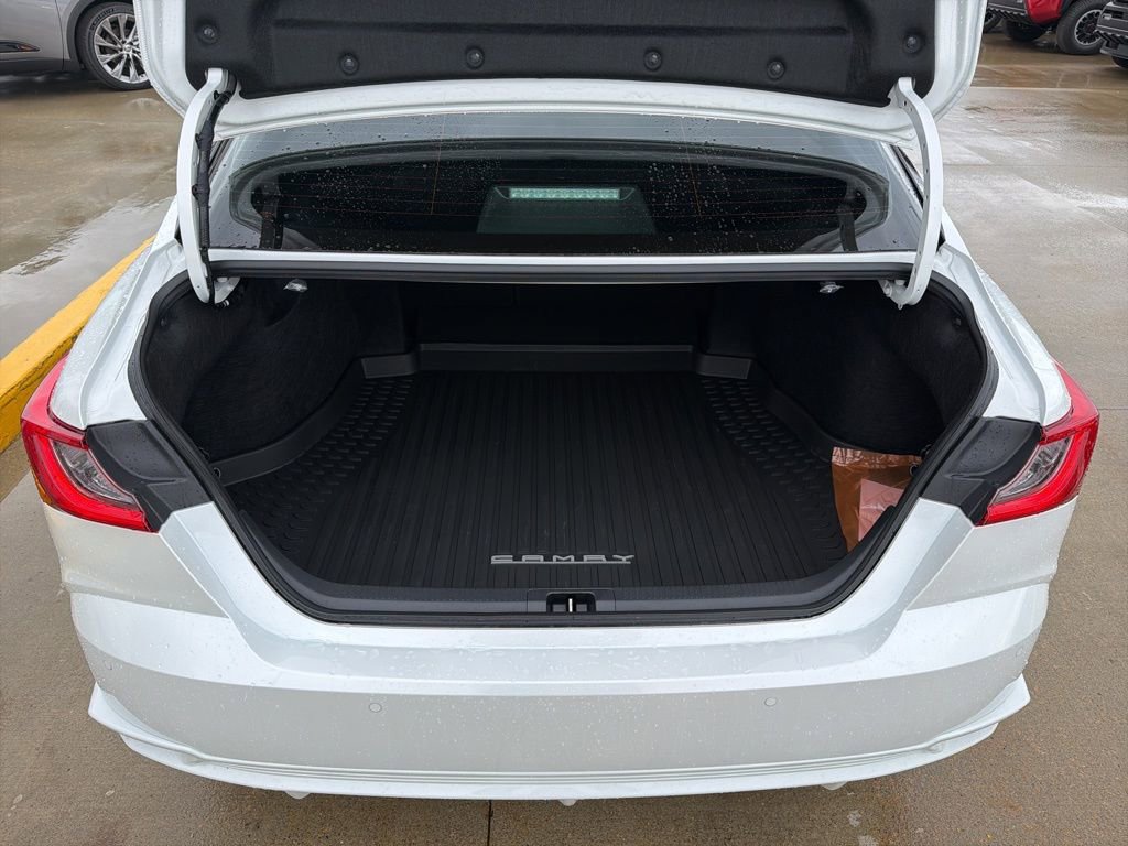 Used 2026 Toyota Camry XSE w/ Premium Plus Package image 26