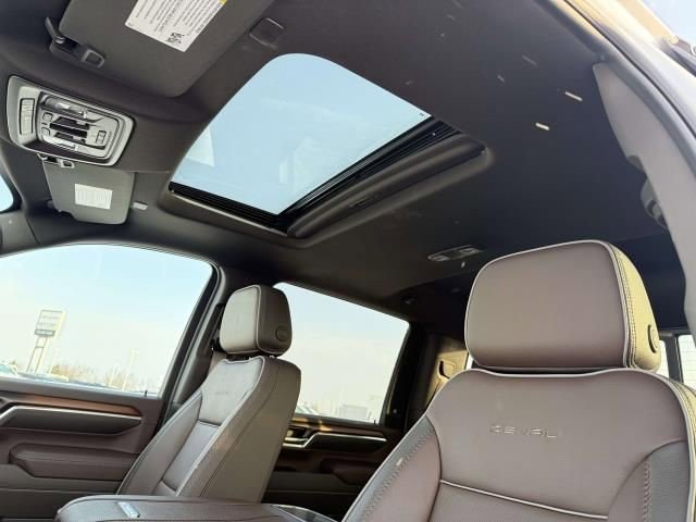 Certified 2025 GMC Sierra 2500 Denali w/ Denali Reserve Package image 8