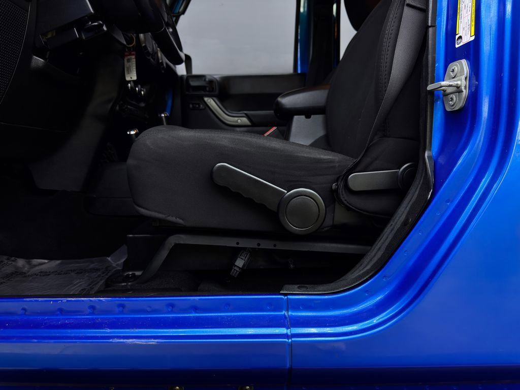 Used 2015 Jeep Wrangler Unlimited Sport w/ Quick Order Package 24S image 18