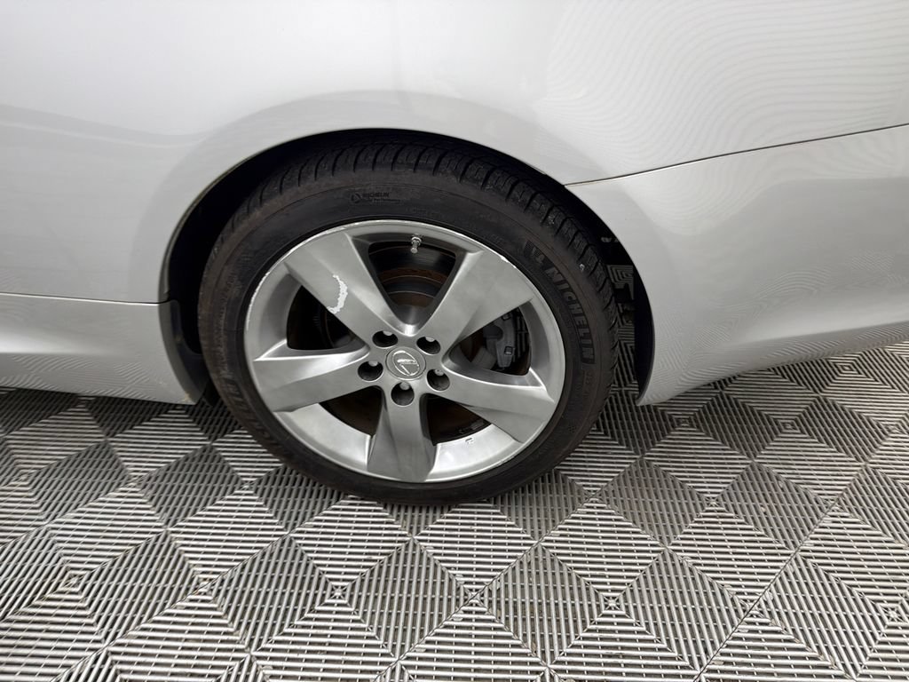 Used 2011 Lexus IS 350C w/ Luxury Pkg RWD image 17