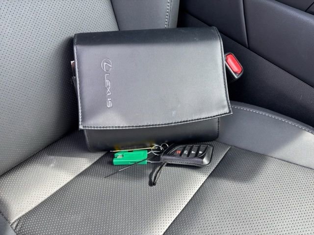 Used 2023 Lexus RX 350 Premium w/ Cold Area Package image 35