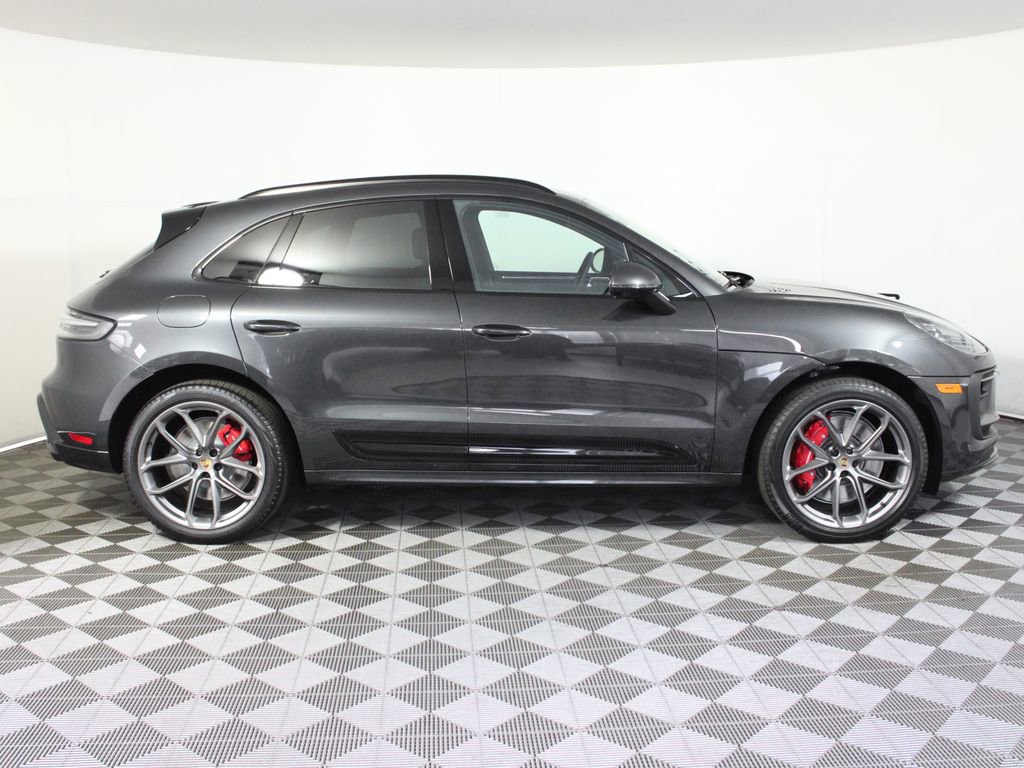 Certified 2026 Porsche Macan GTS AWD/4WD image 8