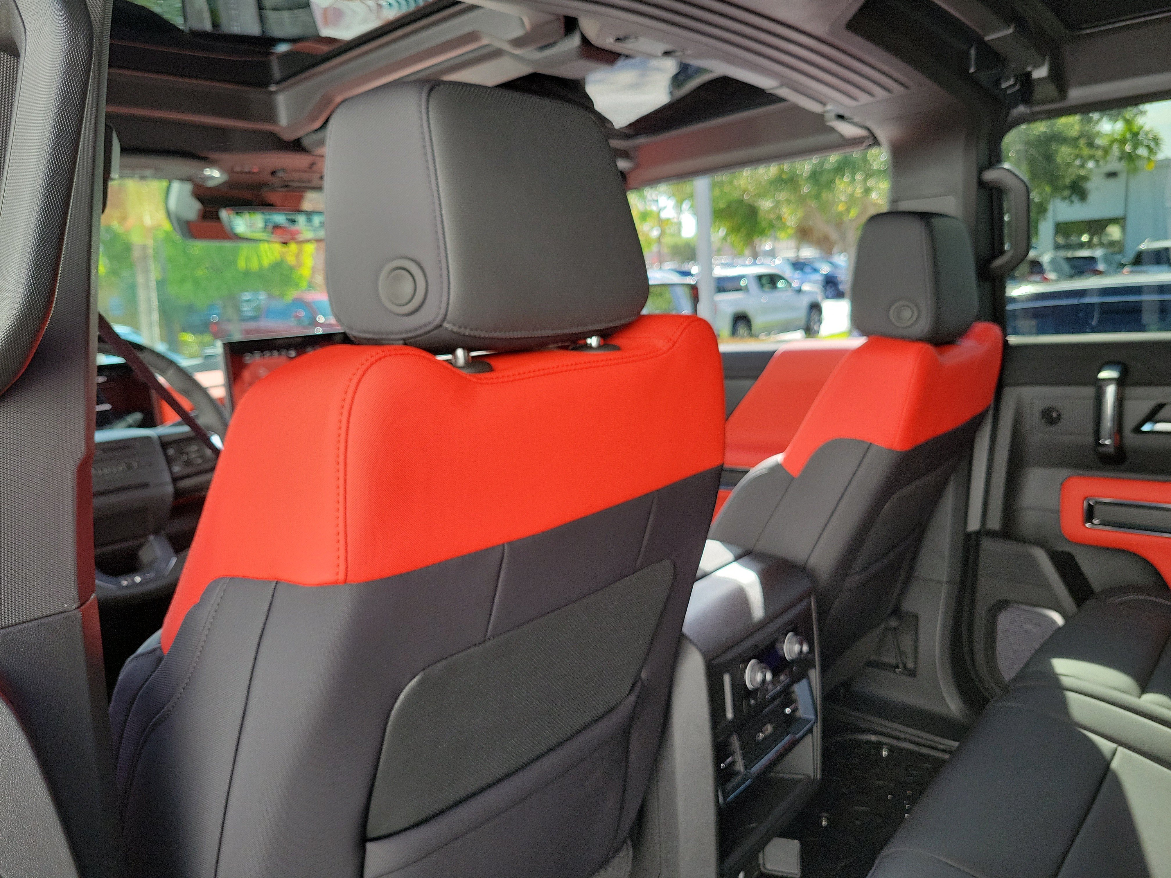 New 2026 GMC Hummer EV 3X w/ Carbon Fiber Edition Package AWD/4WD image 13