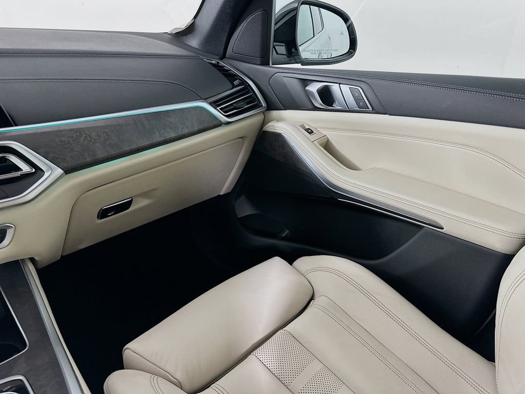 Used 2020 BMW X5 xDrive40i w/ Premium Package image 24