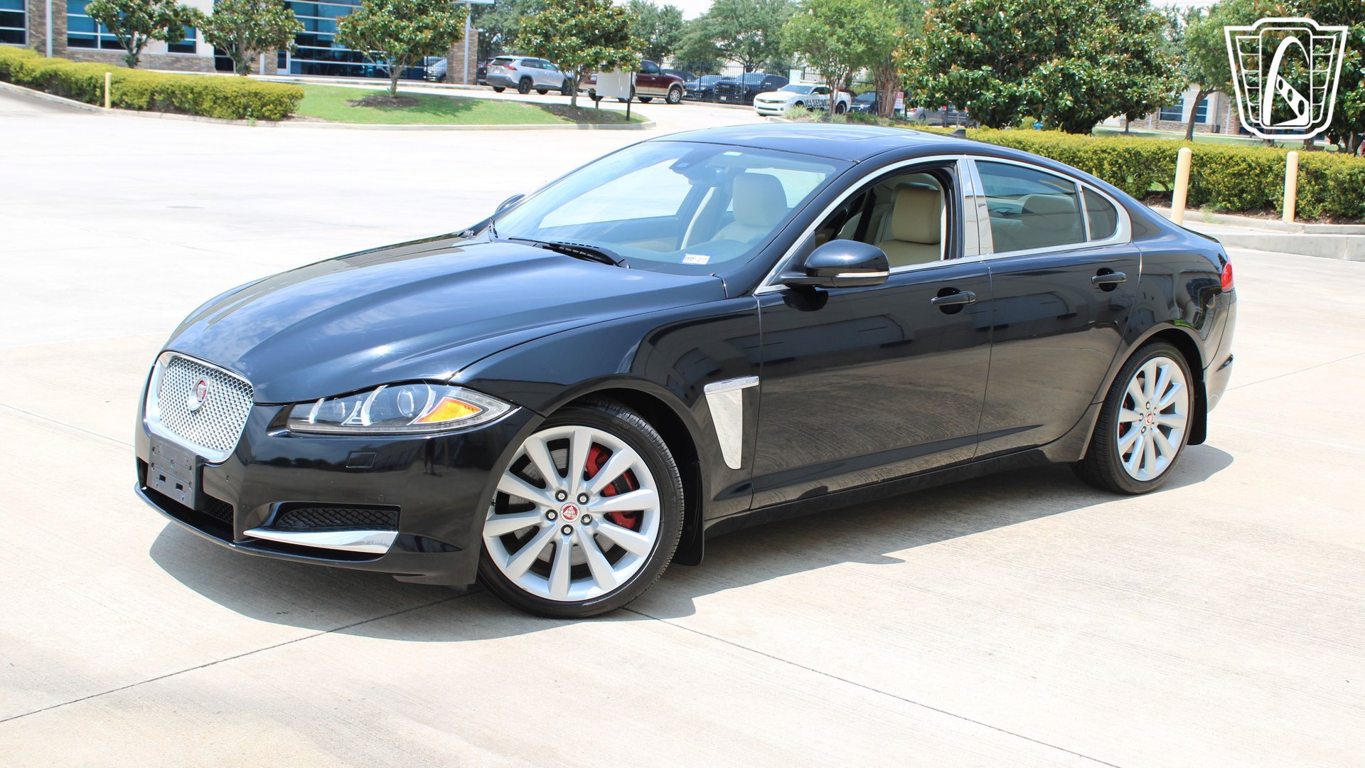Used 2014 Jaguar XF 3.0 RWD image 21