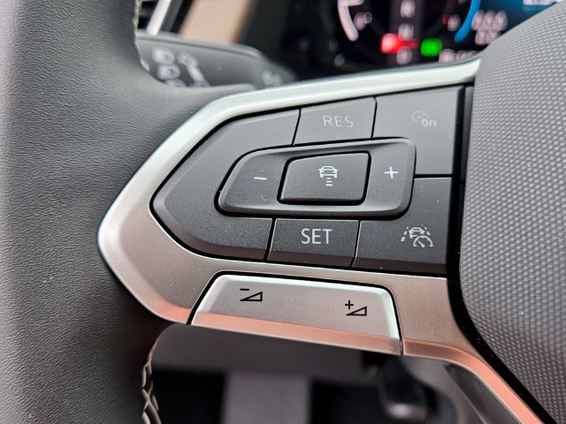 New 2026 Volkswagen Atlas SE FWD image 26