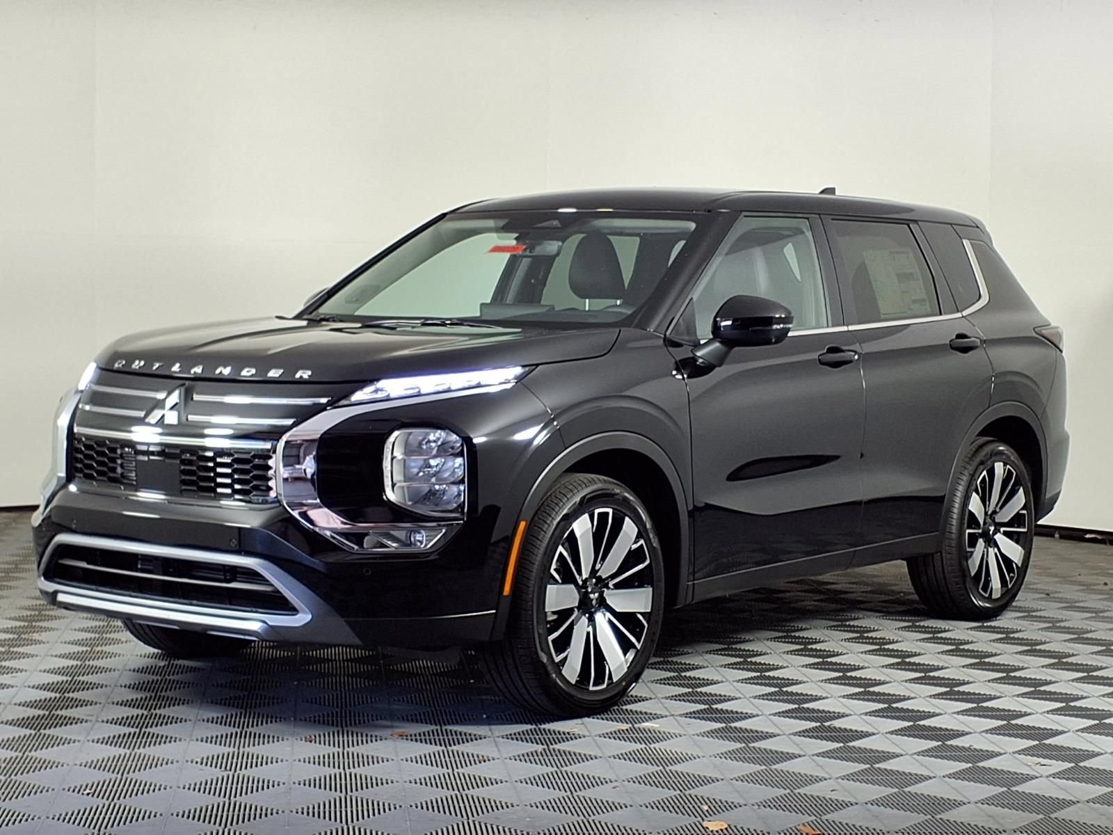 New 2026 Mitsubishi Outlander SE FWD image 3