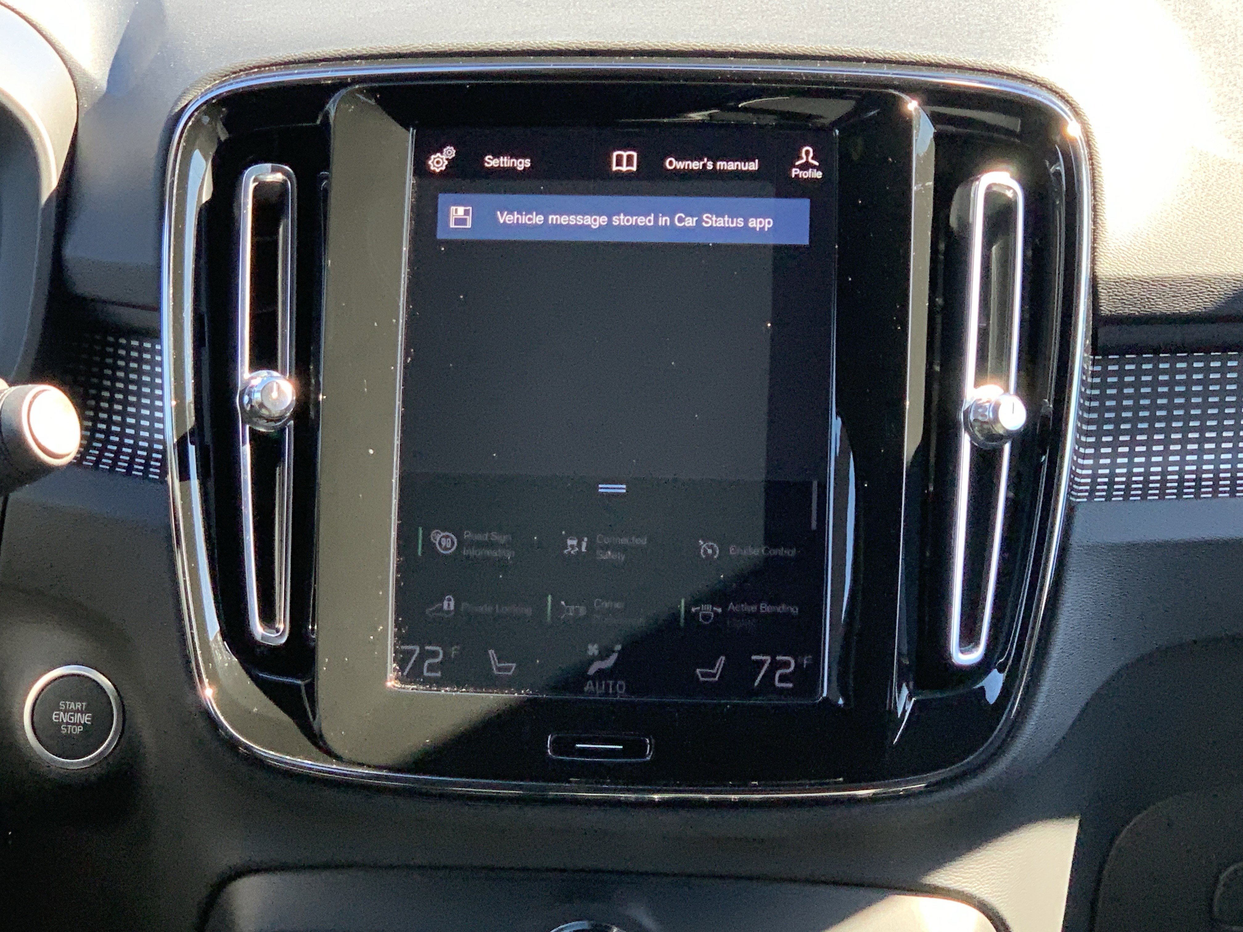 Used 2022 Volvo XC40 T5 R-Design w/ Advanced Package image 31