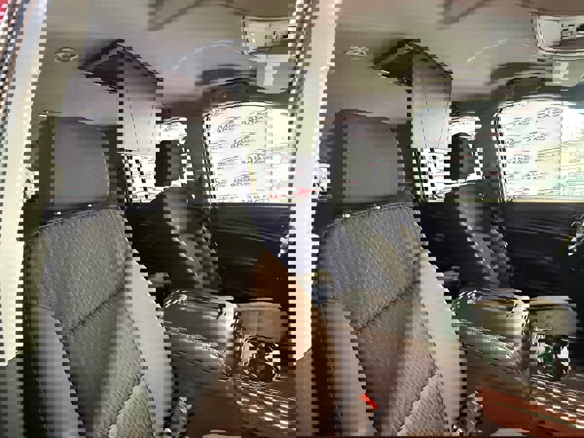 Used 2015 GMC Yukon XL SLE w/ Convenience Package image 48