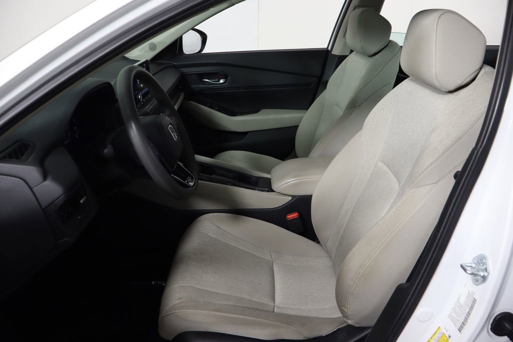 Used 2025 Honda Accord SE image 14