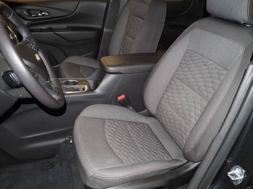 Used 2020 Chevrolet Equinox LT image 27