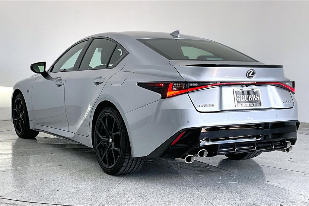 Used 2025 Lexus IS 500 w/ Accessory Package 2 RWD image 15