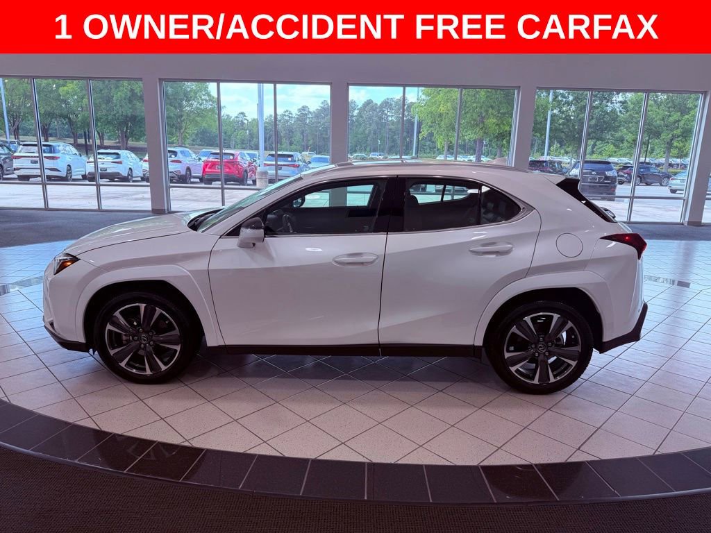 Certified 2025 Lexus UX 300h FWD w/ Accessory Package (Z1) image 4