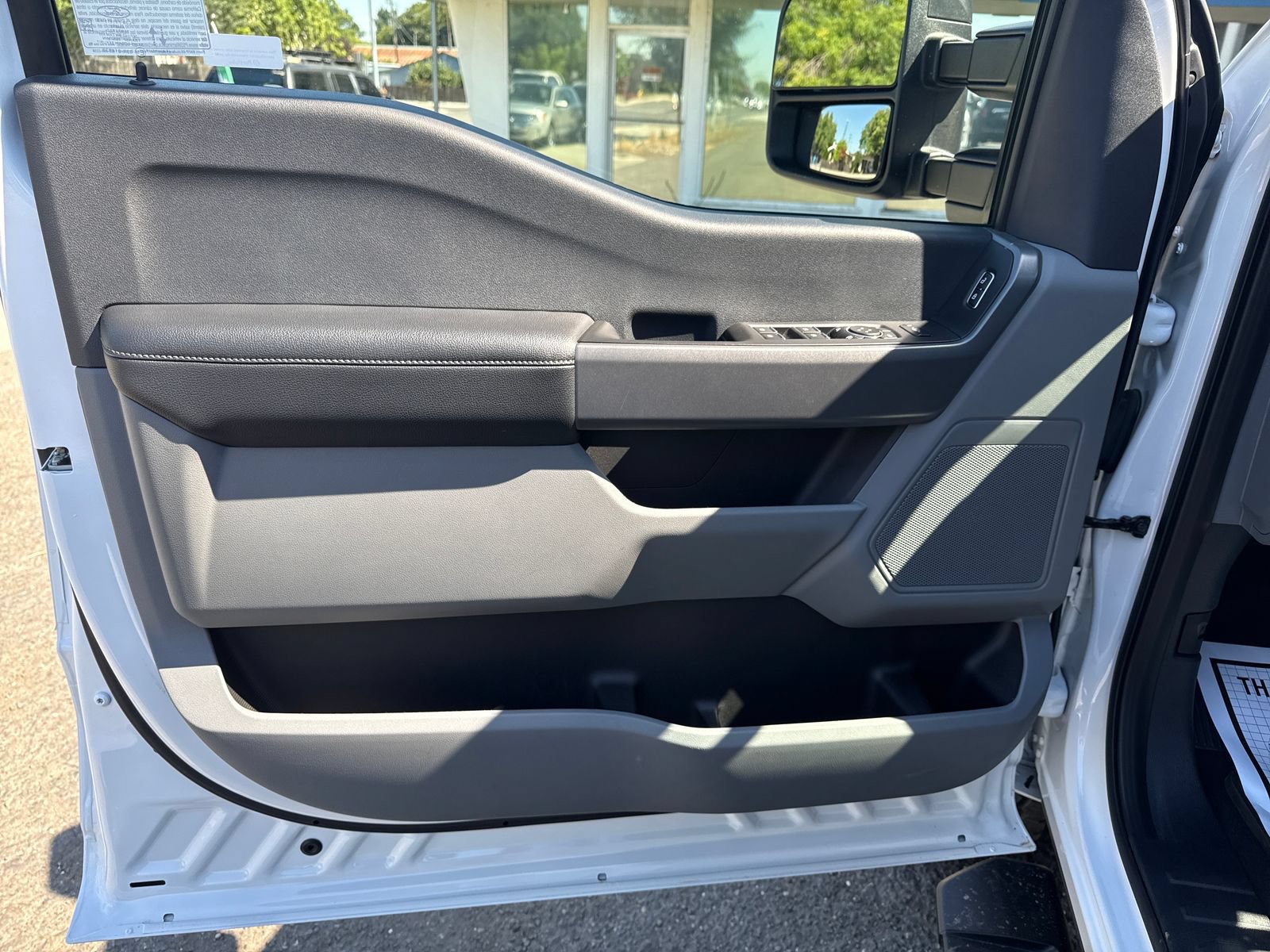 Used 2023 Ford F250 XLT w/ FX4 Off-Road Package AWD/4WD image 10