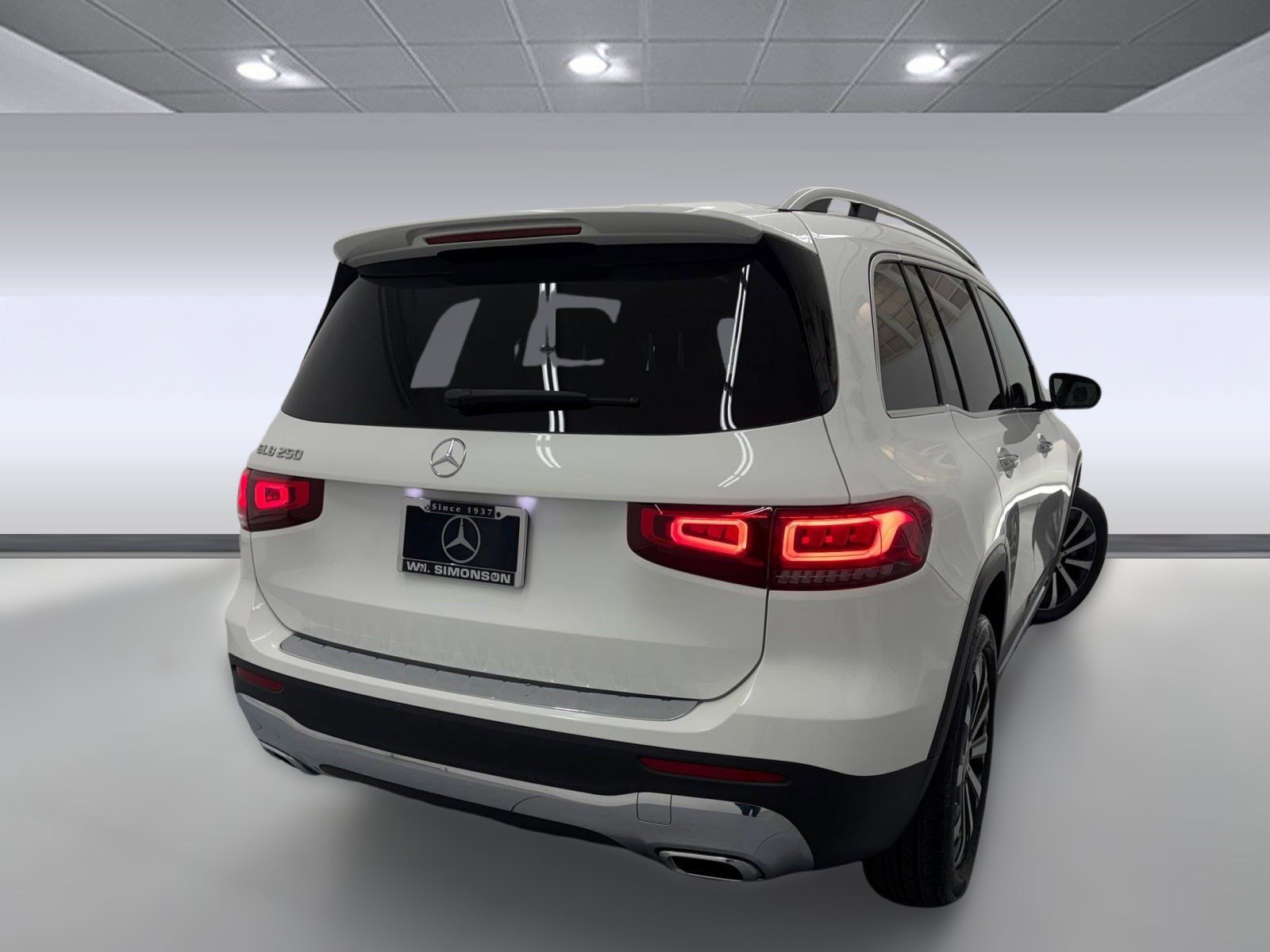 Certified 2023 Mercedes-Benz GLB 250 image 8