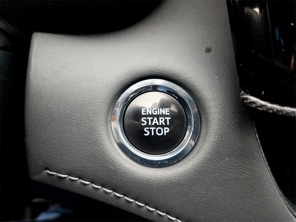 Used 2023 Toyota Highlander XSE image 25