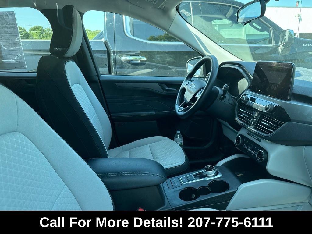 Used 2023 Ford Escape Active AWD/4WD image 3
