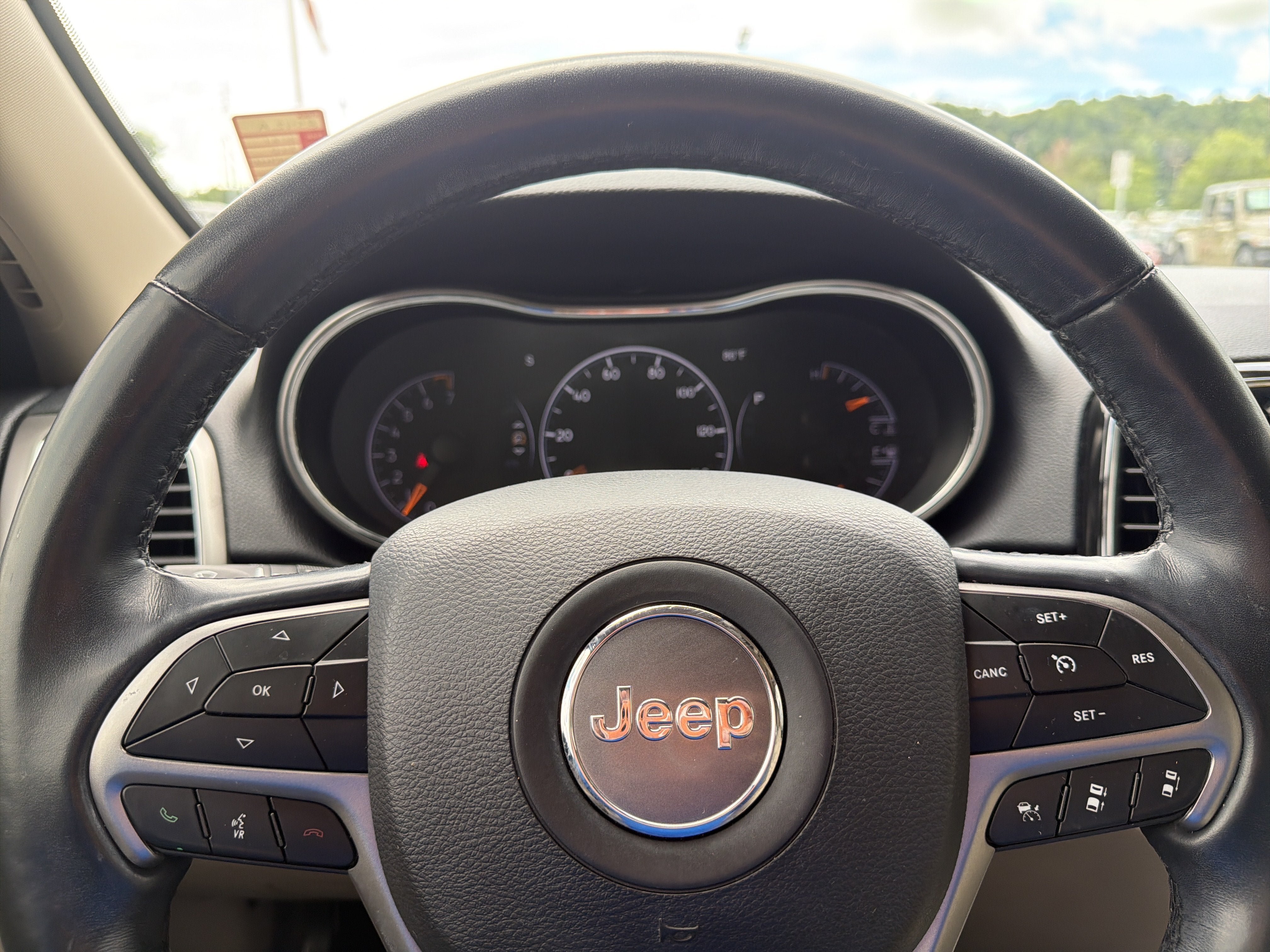 Used 2021 Jeep Grand Cherokee Limited w/ Luxury Group II AWD/4WD image 40