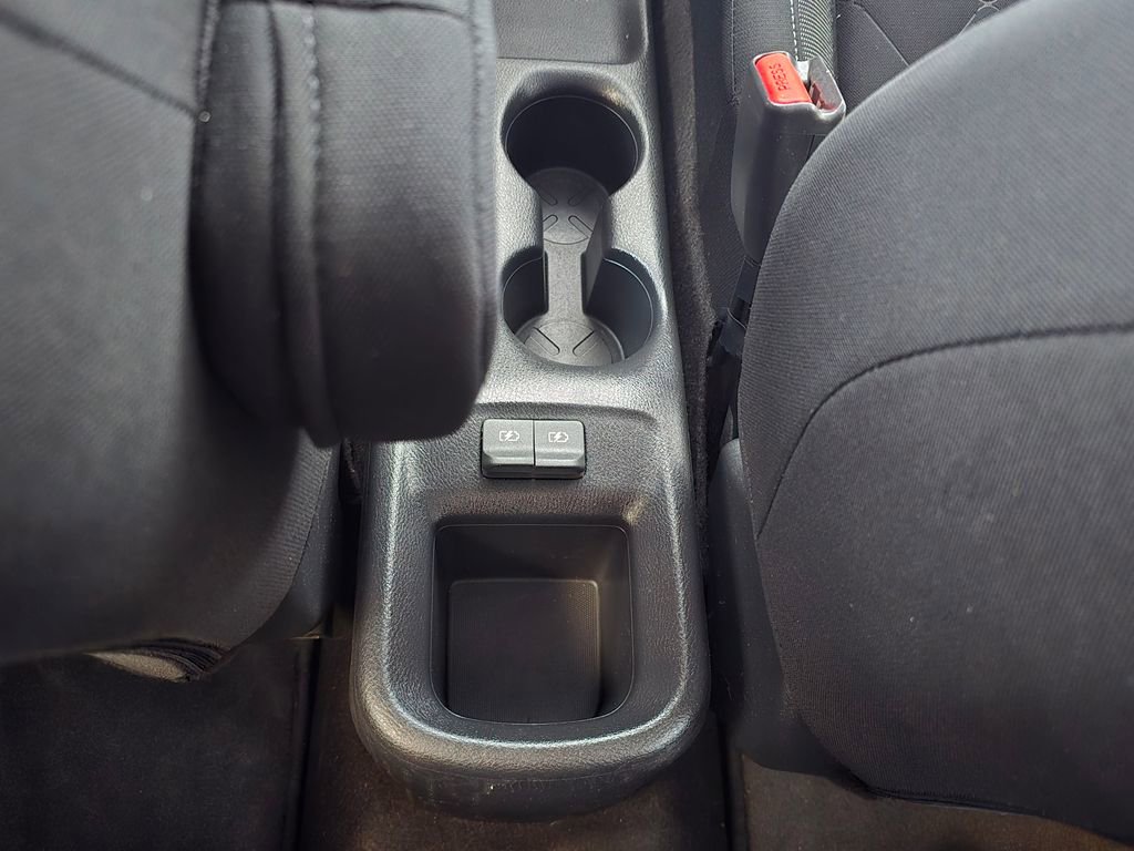 Used 2020 Nissan Kicks SV FWD image 41
