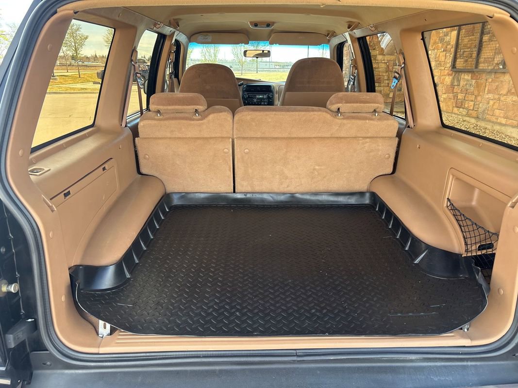 Used 1996 Ford Explorer XLT image 16