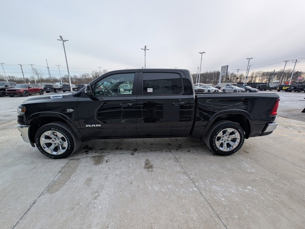 New 2026 RAM 1500 4x4 Crew Cab image 7