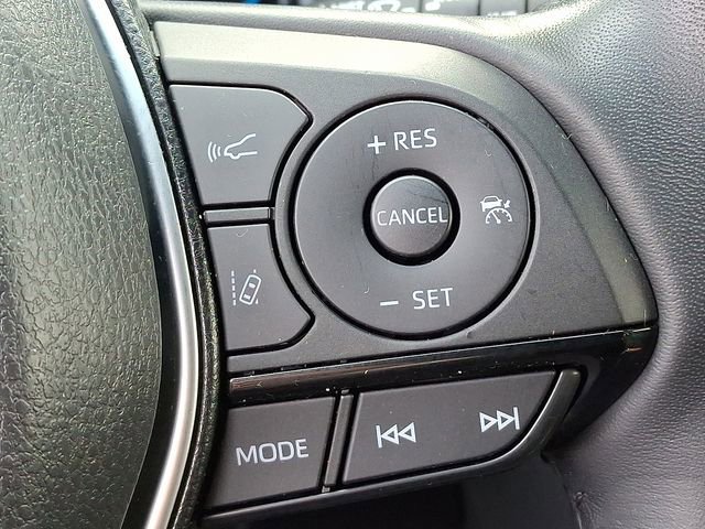 Used 2021 Toyota Venza XLE image 24