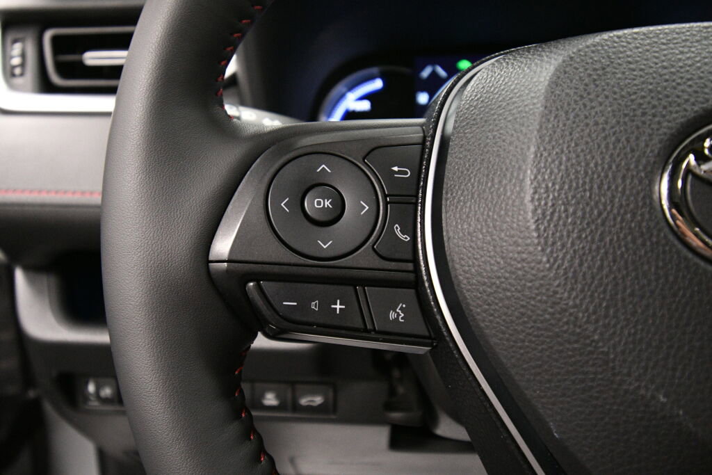 Used 2022 Toyota RAV4 XSE image 20