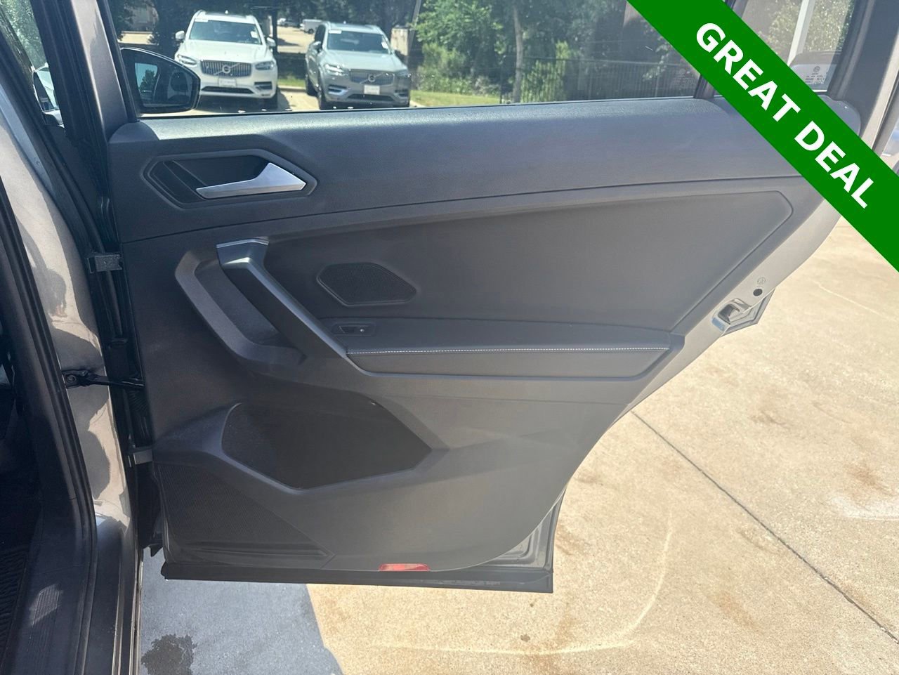 Used 2022 Volkswagen Tiguan S FWD image 12