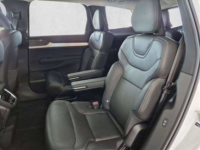 New 2026 Volvo EX90 Ultra AWD/4WD image 16