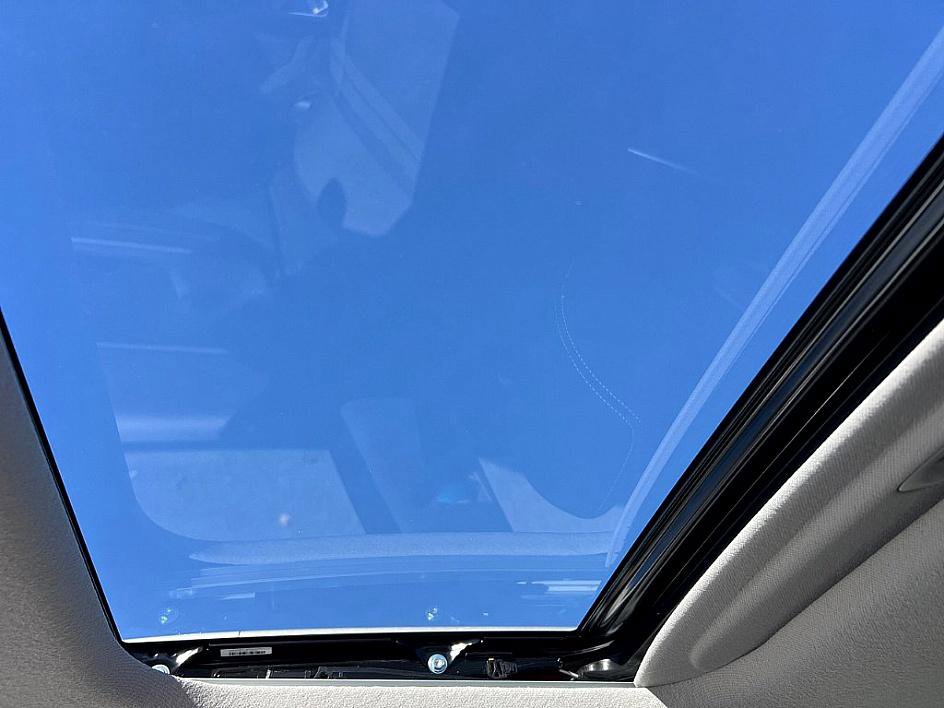 New 2026 Hyundai Venue SEL image 9