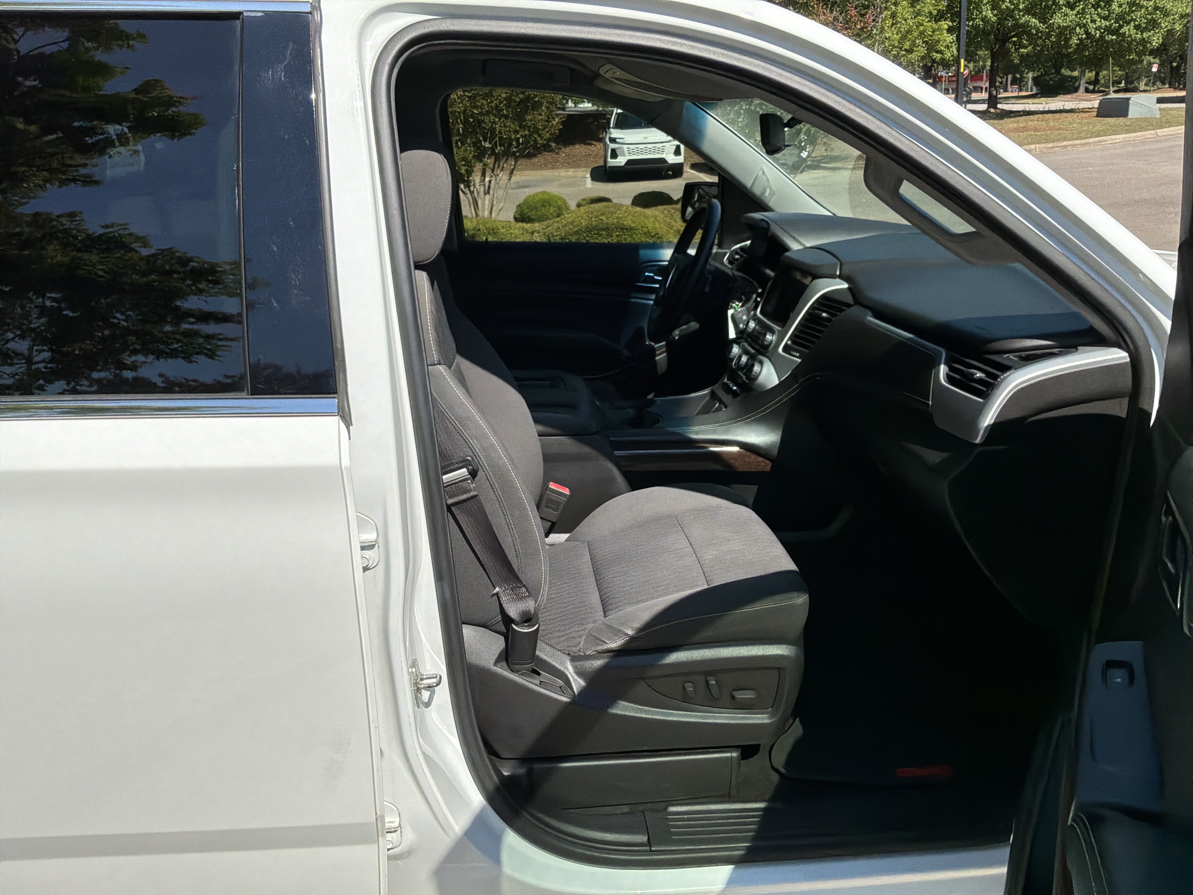Used 2015 GMC Yukon SLE AWD/4WD image 36