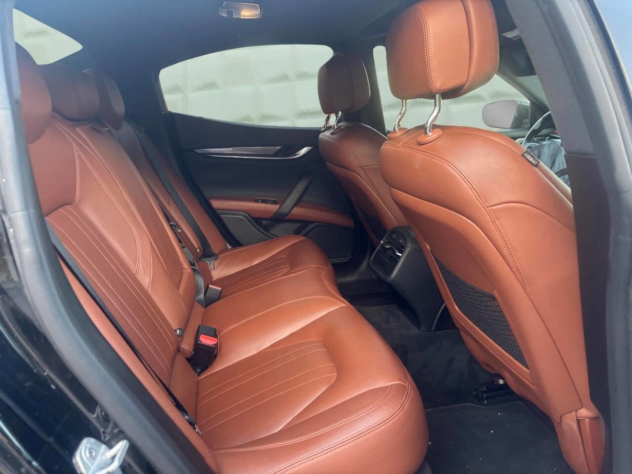 Used 2017 Maserati Ghibli RWD image 18