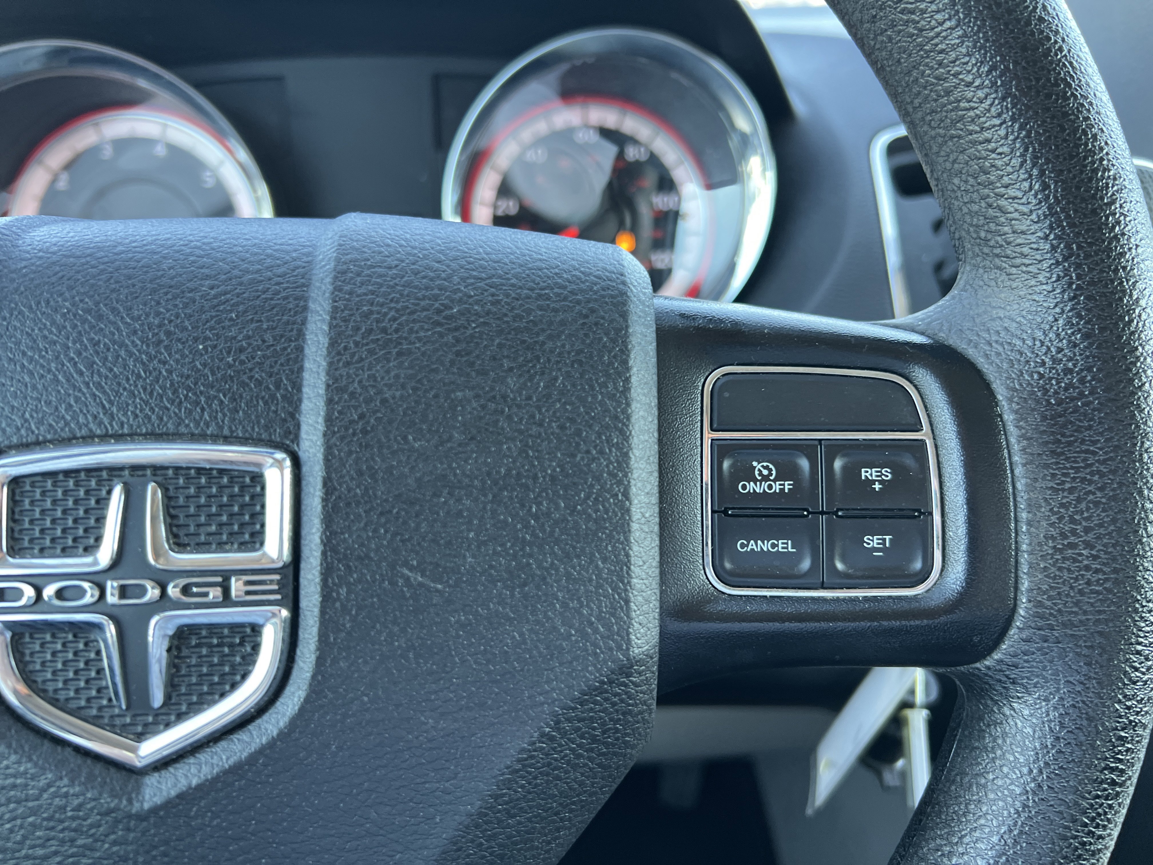 Used 2020 Dodge Grand Caravan SE w/ UConnect Hands-Free Group FWD image 28