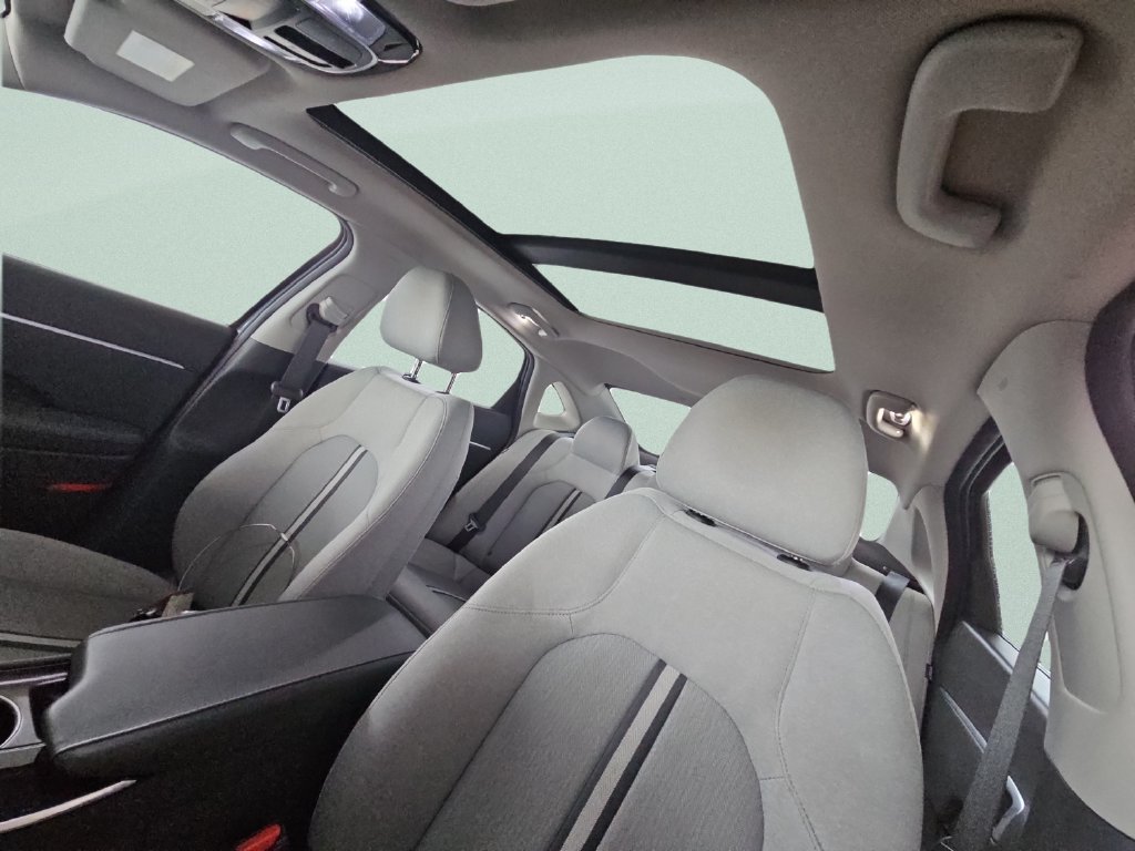 Used 2021 Hyundai Sonata SEL w/ Convenience Package FWD image 18