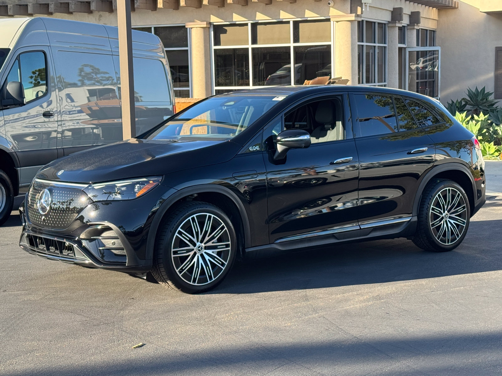 Used 2024 Mercedes-Benz EQE 350+ 4MATIC SUV image 4