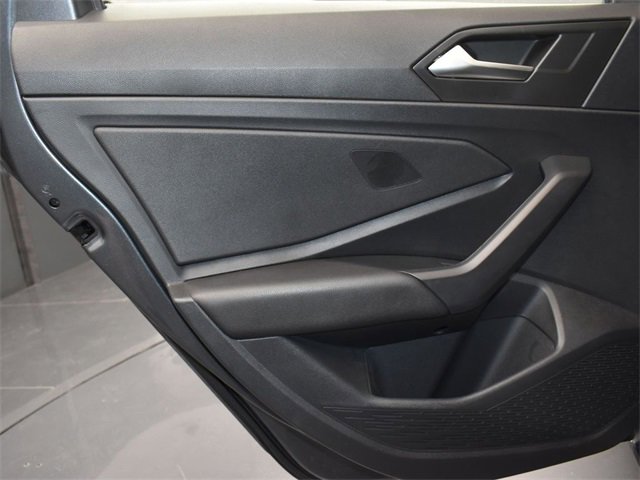 Used 2019 Volkswagen Jetta R-Line image 15