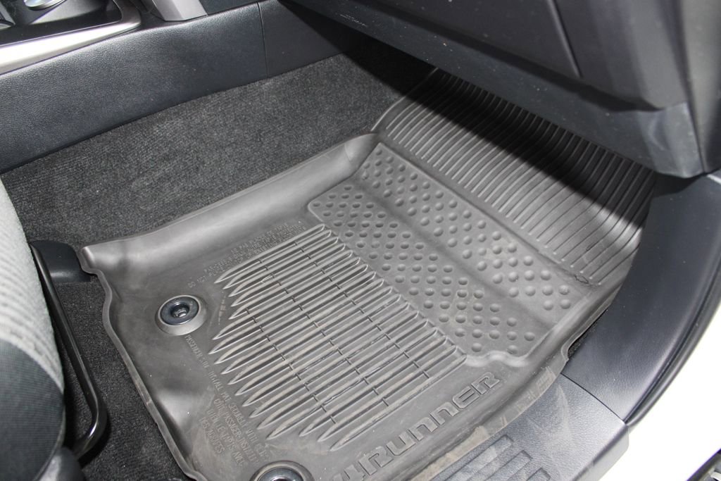 Certified 2023 Toyota 4Runner SR5 image 40